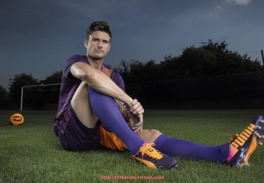 857直播看球平台-足球办公桌如何体现足球文化与工作环境的结合？（校园足球办公室）